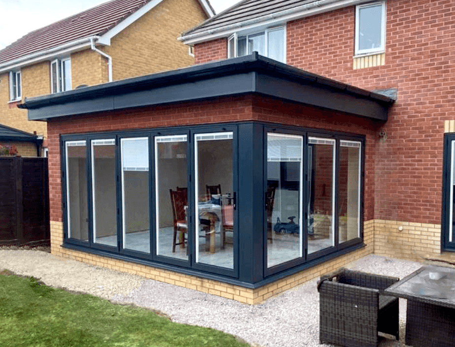 iLite Flat Roof Orangery